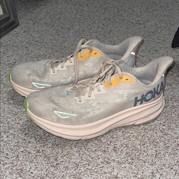 Hoka Shoes - HOKA Women's Clifton Light Pink Running Shoes